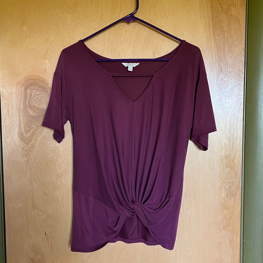 LUCKY BRAND top